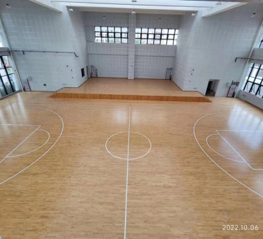 2023篮球馆运动木地板 厂家直销包安装