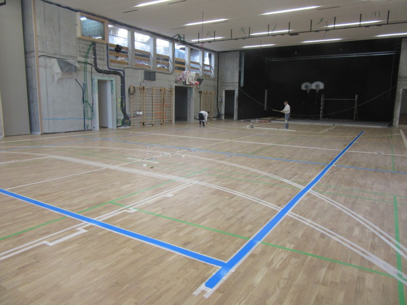 羽毛球体育馆实木地板
